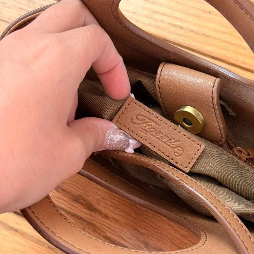 Fossil brown + tan striped handbag with funky‎ handle and strap